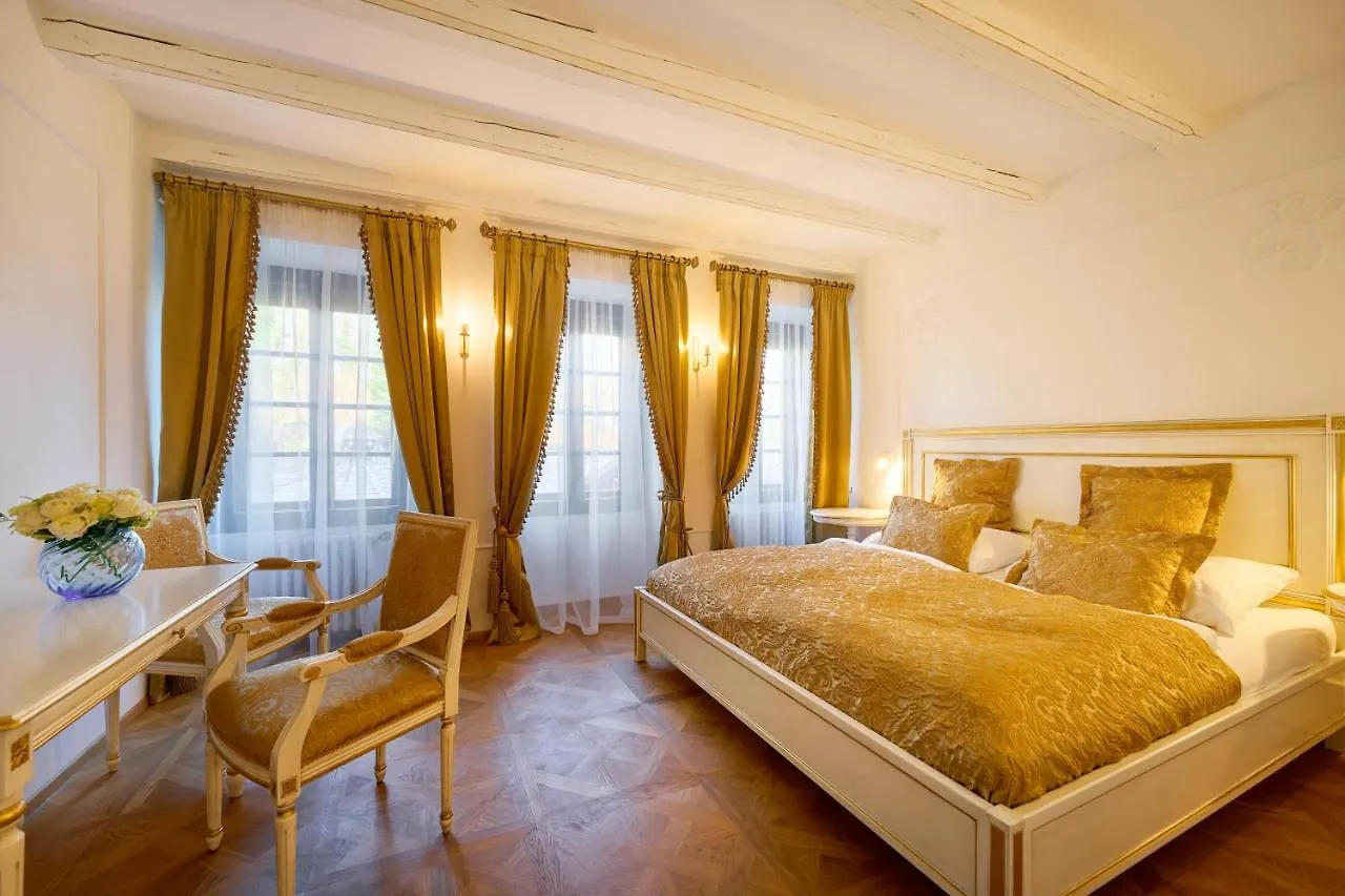 Spa Beerland Chateaux - U Zlate Hrusky / At Golden Pear Prag 0*,  Tschechische Republik