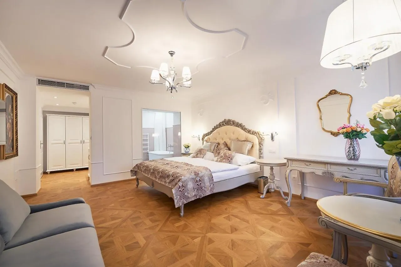 Spa Beerland Chateaux - U Zlate Hrusky / At Golden Pear Prag