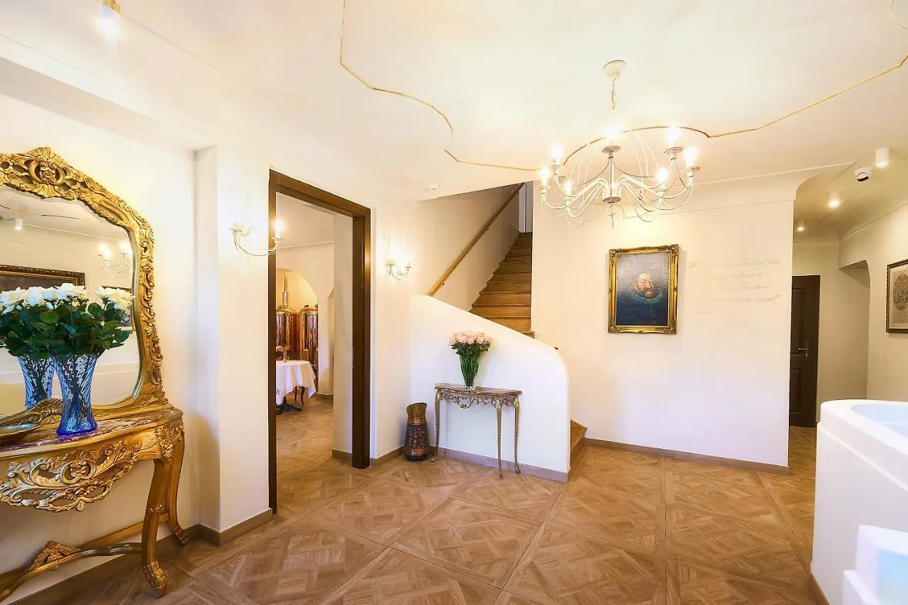 Spa Beerland Chateaux - U Zlate Hrusky / At Golden Pear Prag